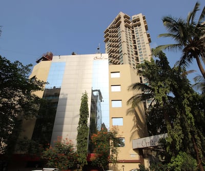 https://imgcld.yatra.com/ytimages/image/upload/t_hotel_yatra_city_desktop/v1428864358/Domestic Hotels/Hotels_Mumbai/Hotel Orritel West/Overview.jpg